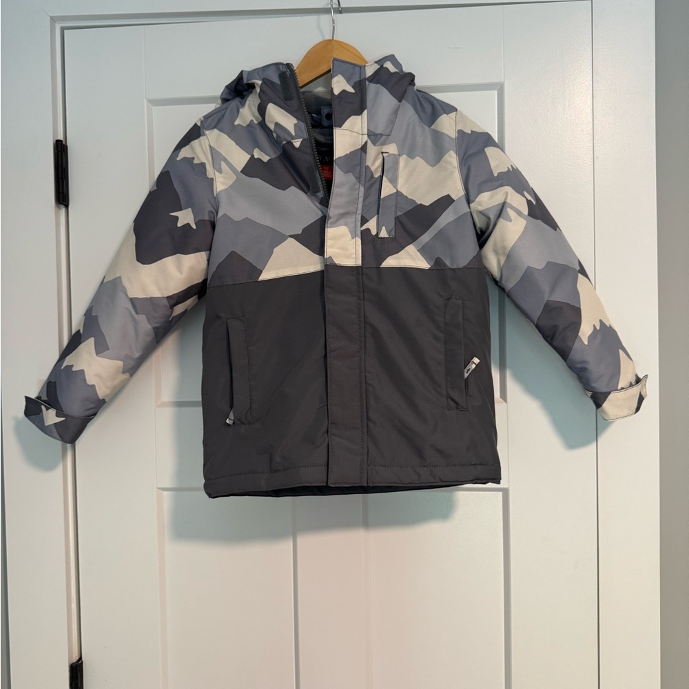 The Children's Place Gray and White Puffer Jacket with Insulated Hood